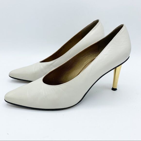 Stuart Weitzman Vintage Ivory Pointed Toe Pump w/Gold Metal Stiletto Heel 7.5 - Picture 16 of 16